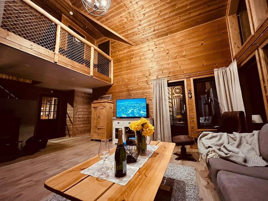 Cabin In Beautiful Surroundings At Harpefossen Нурфіордейд Екстер'єр фото